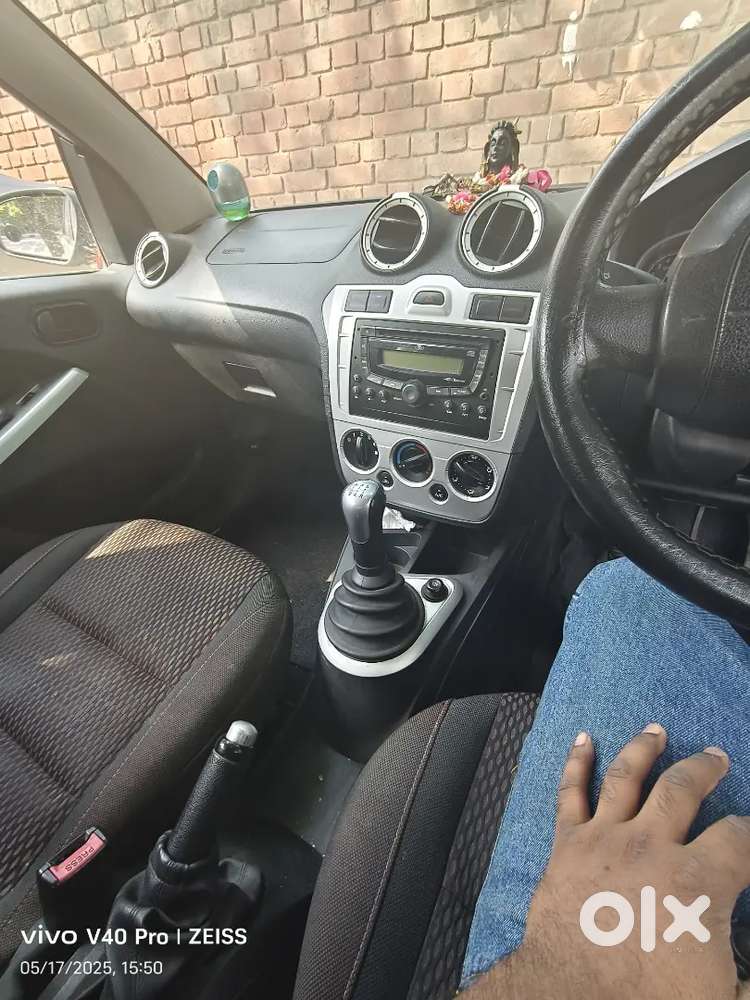 Ford Figo 2012 Petrol Manual