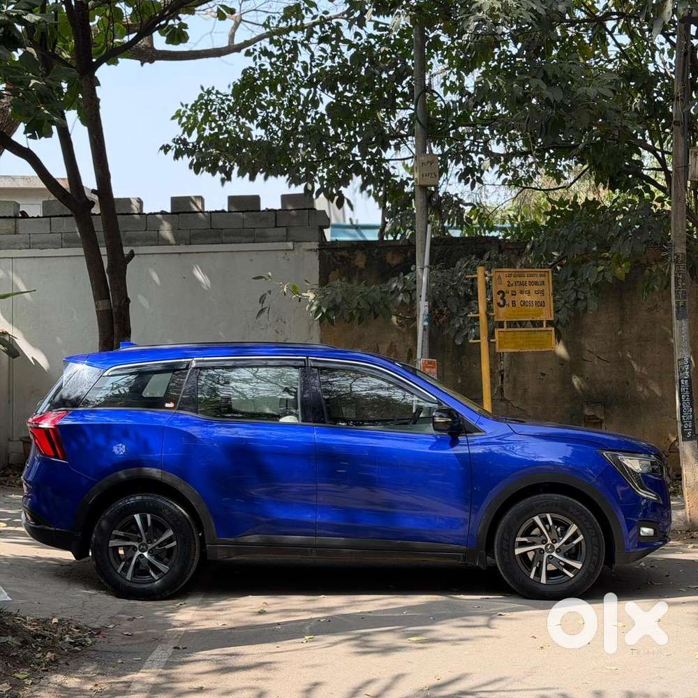 2024 Mahindra Xuv 700 Diesel Manual - 5 Seater