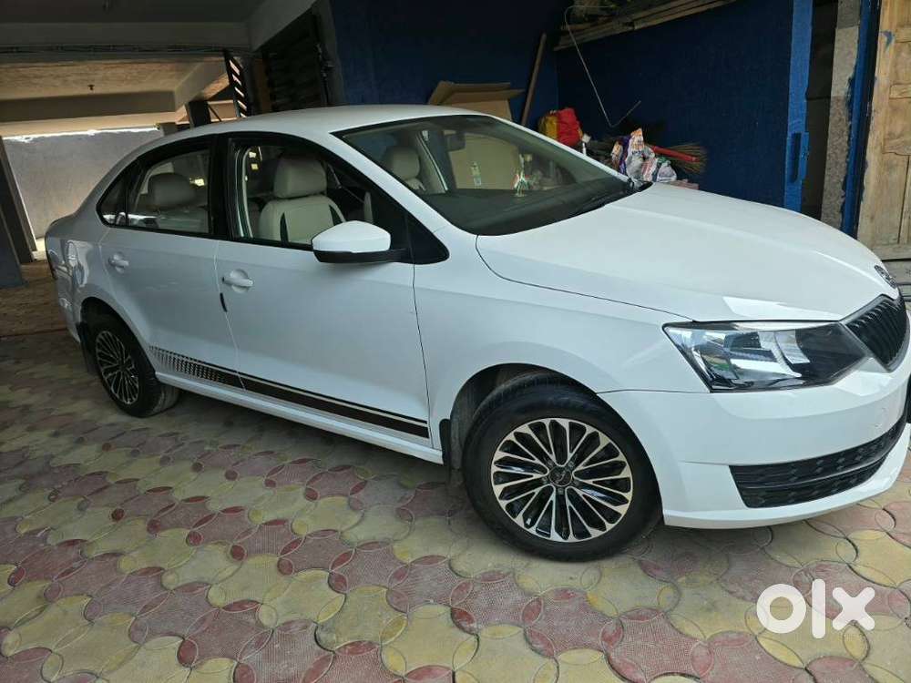 Skoda Rapid Tsi Active 1.0 Mt, 2021, Petrol
