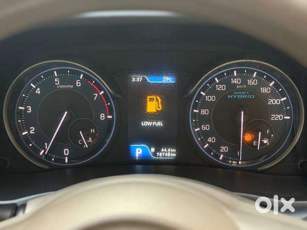 Maruti Suzuki Ertiga Zxi At Petrol, 2019, Petrol