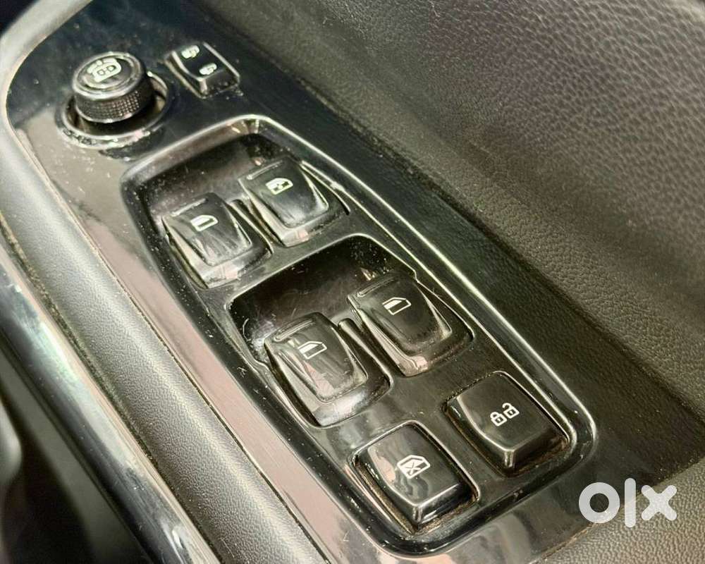 Mahindra Xuv700 2.2 Ax 7 Diesel At Str Awd, 2023, Diesel