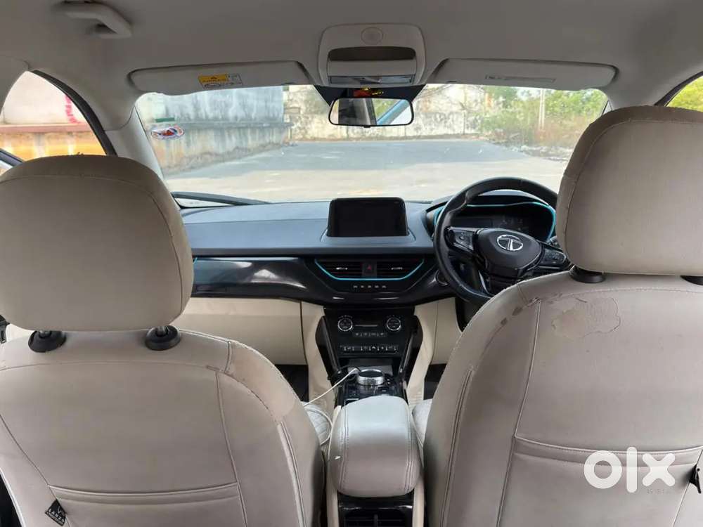 Nexon Ev Top End. Extension Battery Warranty