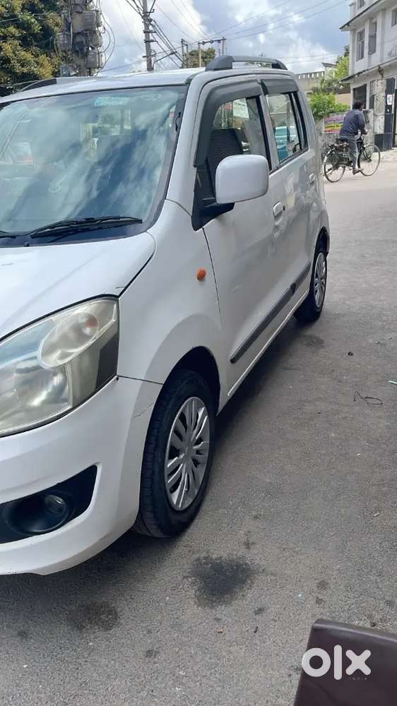 Good Condition New Tyre With 4 Channel Amp