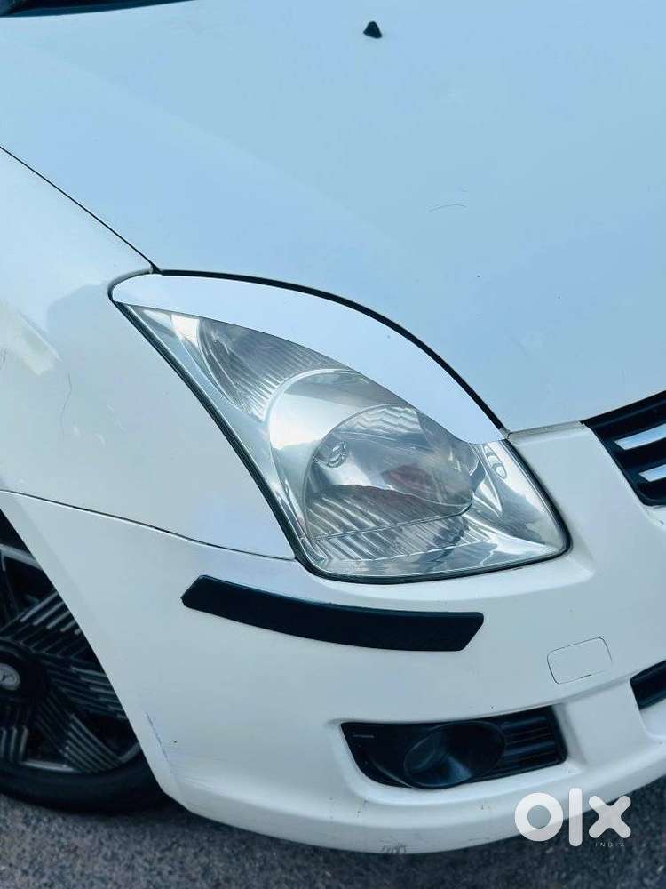 Maruti Suzuki Swift Dzire 1.2 Vxi Bsiv, 2010, Cng & Hybrids