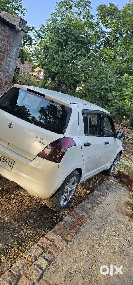 Maruti Suzuki Swift 2010 Petrol 108141 Km Driven