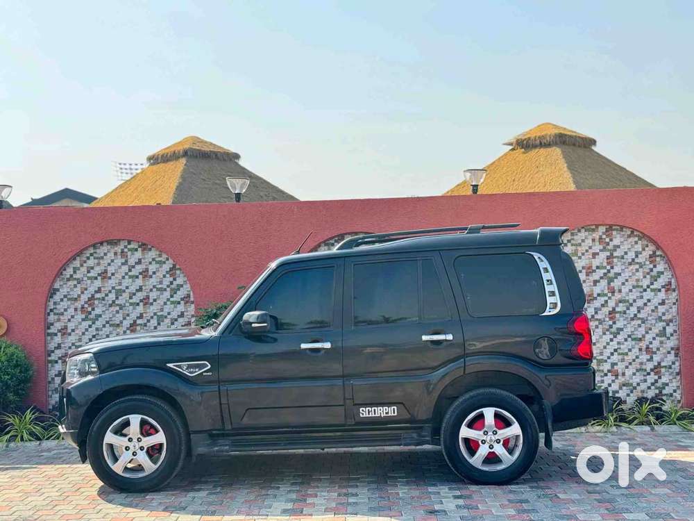 Mahindra Scorpio