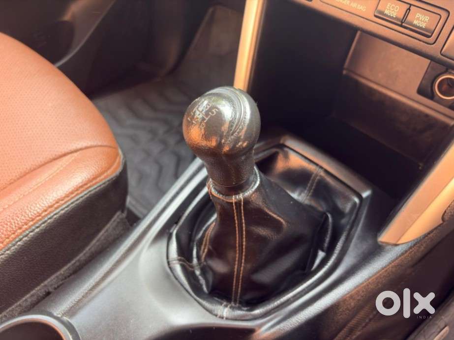 Toyota Innova Crysta 2.4 G Mt 8s, 2020, Diesel