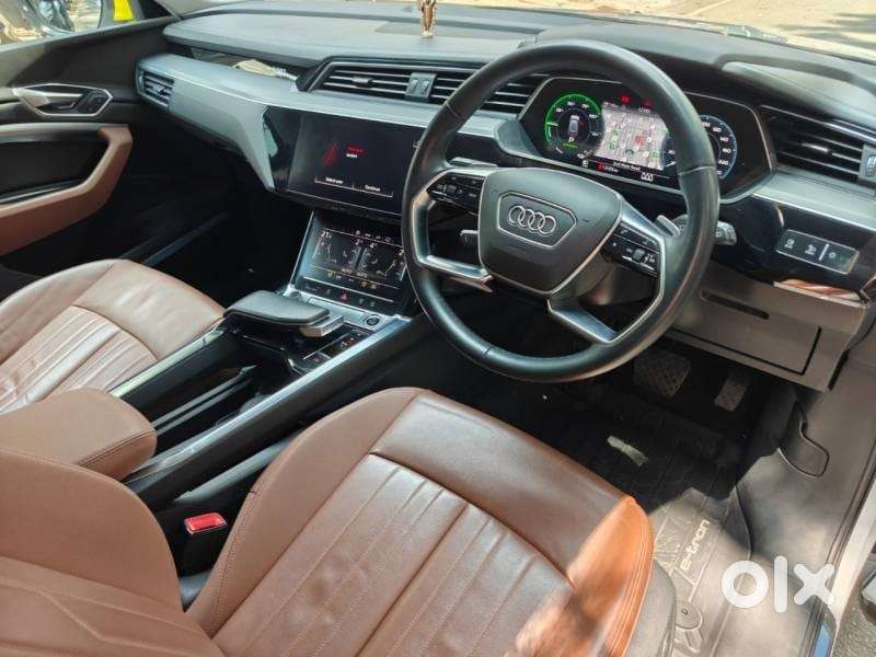 Audi E-tron 55, 2022, Electric