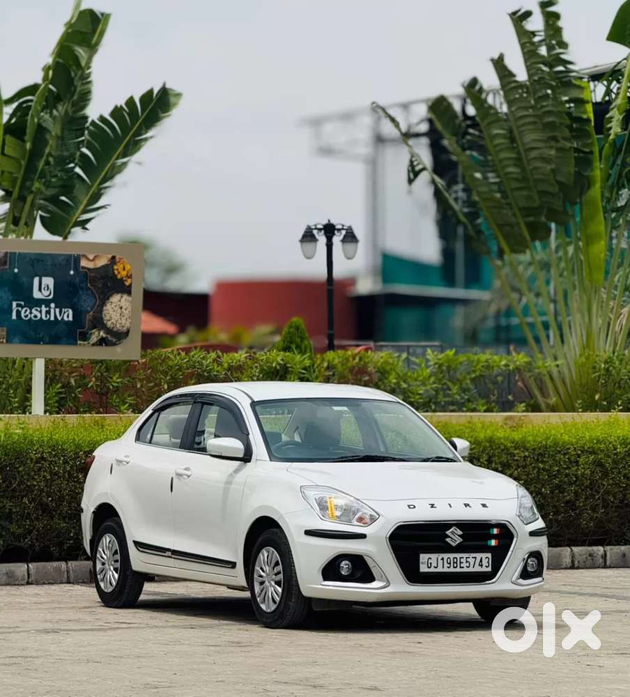 Maruti Suzuki Dzire Vxi Ags, 2022, Petrol
