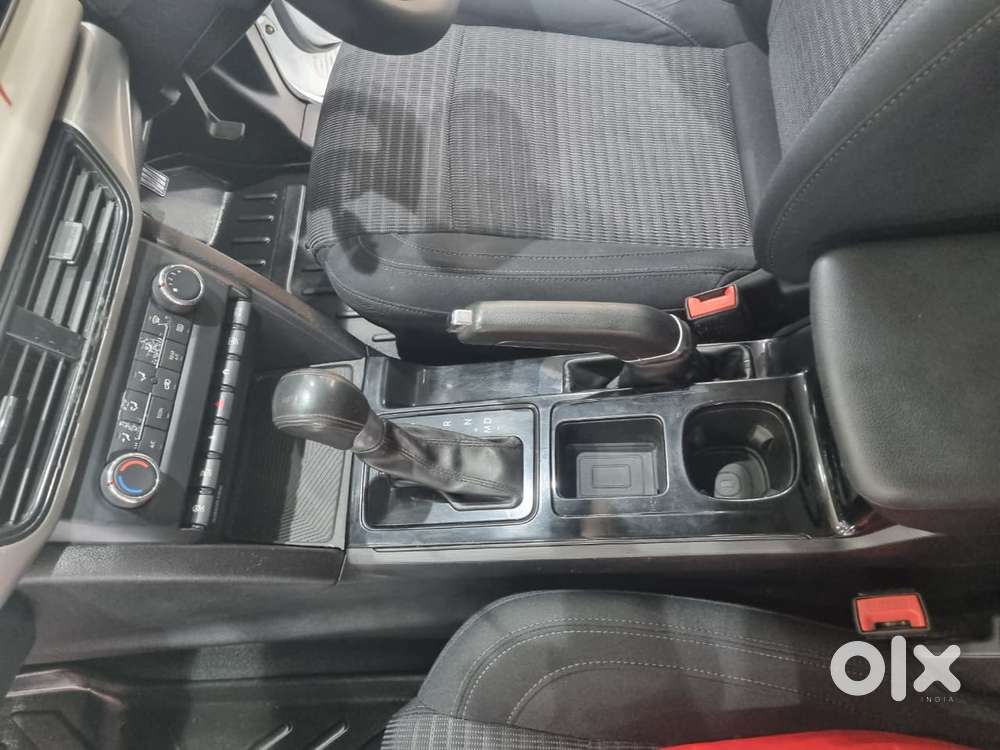 Mahindra Xuv700 2.0 Ax 5 Petrol At Str, 2023, Diesel