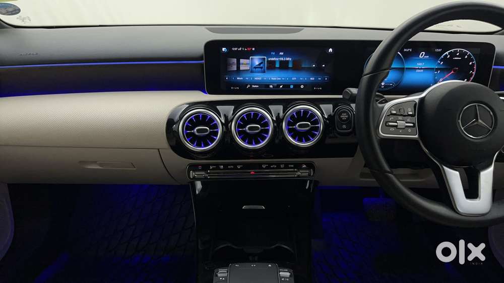 Mercedes-benz A-class Limousine 200, 2021, Petrol