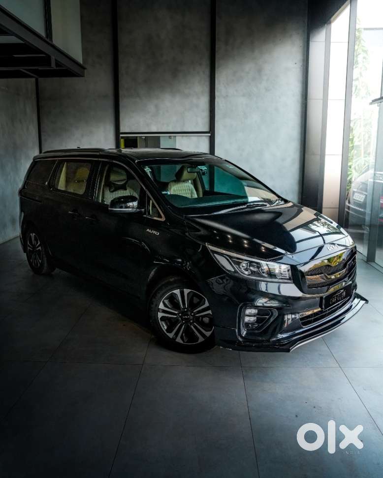 Kia Carnival Prestige, 2023, Diesel