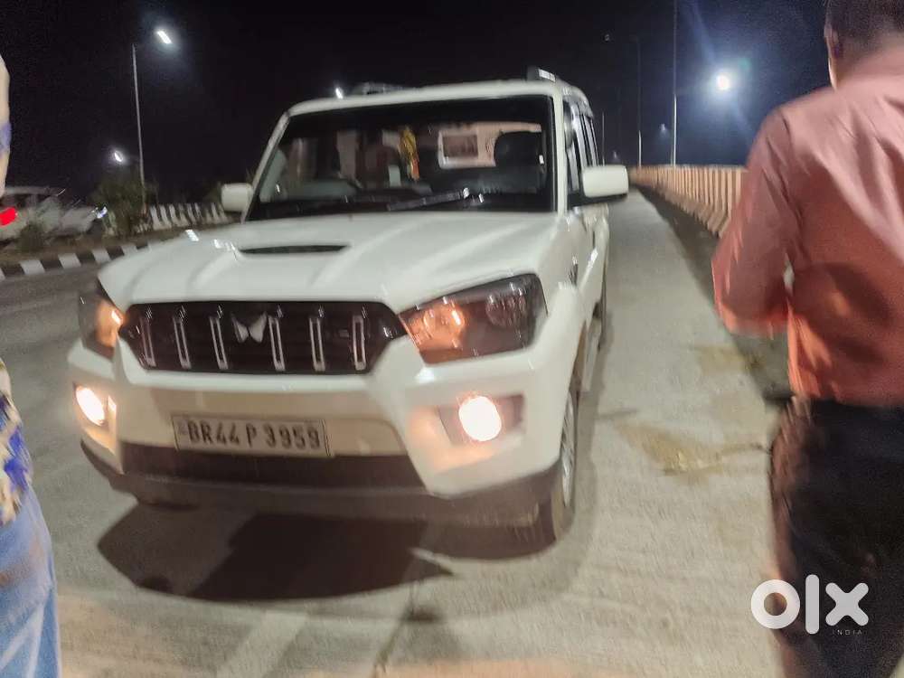 Mahindra Scorpio Classic 2016 Diesel Manual