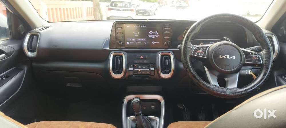 Kia Sonet, 2021, Petrol
