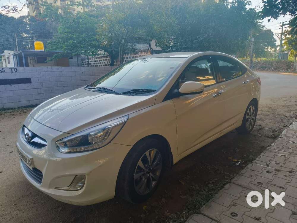 Hyundai Verna 1.6 Sx (o) Vtvt, 2014, Petrol