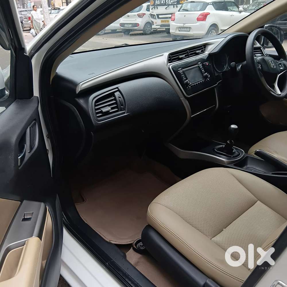 Honda City V Mt Exclusive, 2016, Petrol