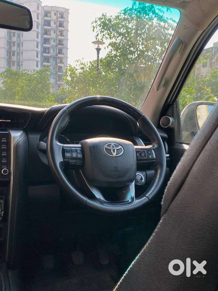 Toyota Fortuner [2021-ongoing] 2.8 2wd Diesel Mt, 2024, Diesel