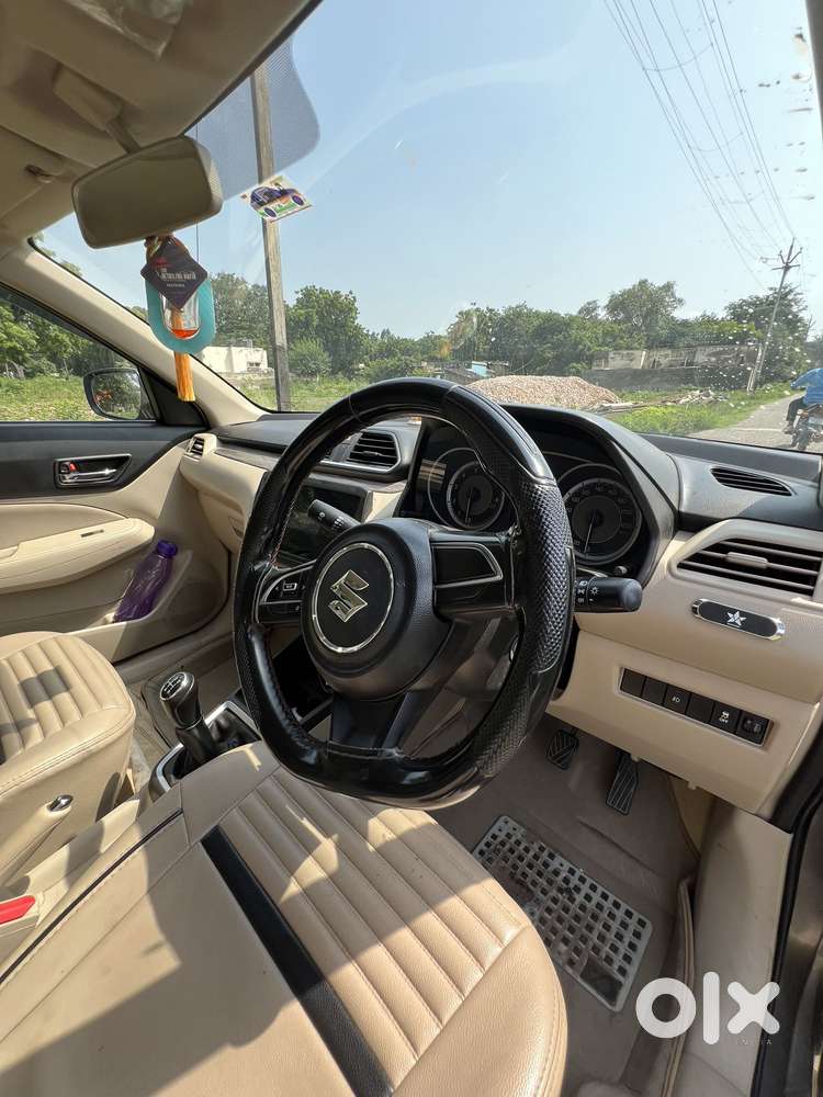 Maruti Suzuki Dzire 1.2 Vxi, 2023, Petrol