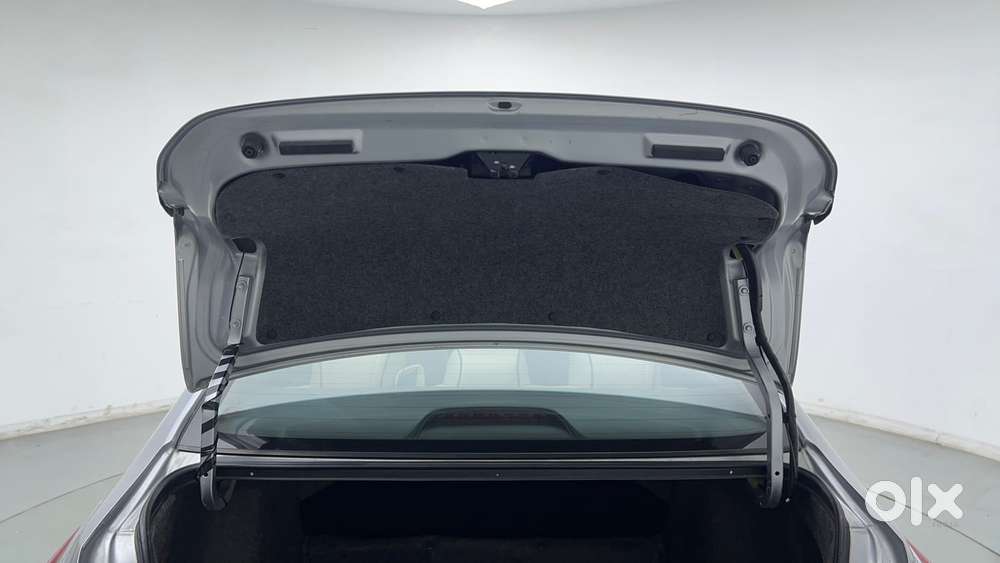 Honda City I-vtec V, 2022, Petrol