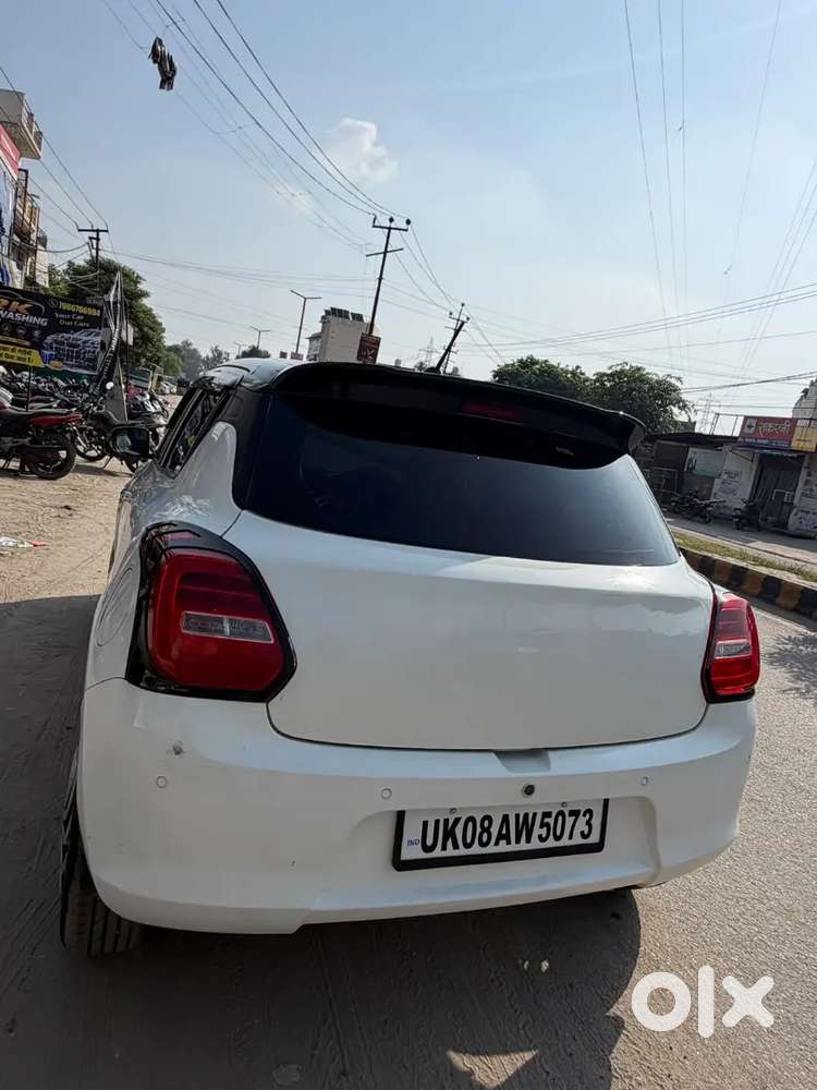 Base Model But Kaafi Kuch Kra Rkha Led Power Window Grill Other