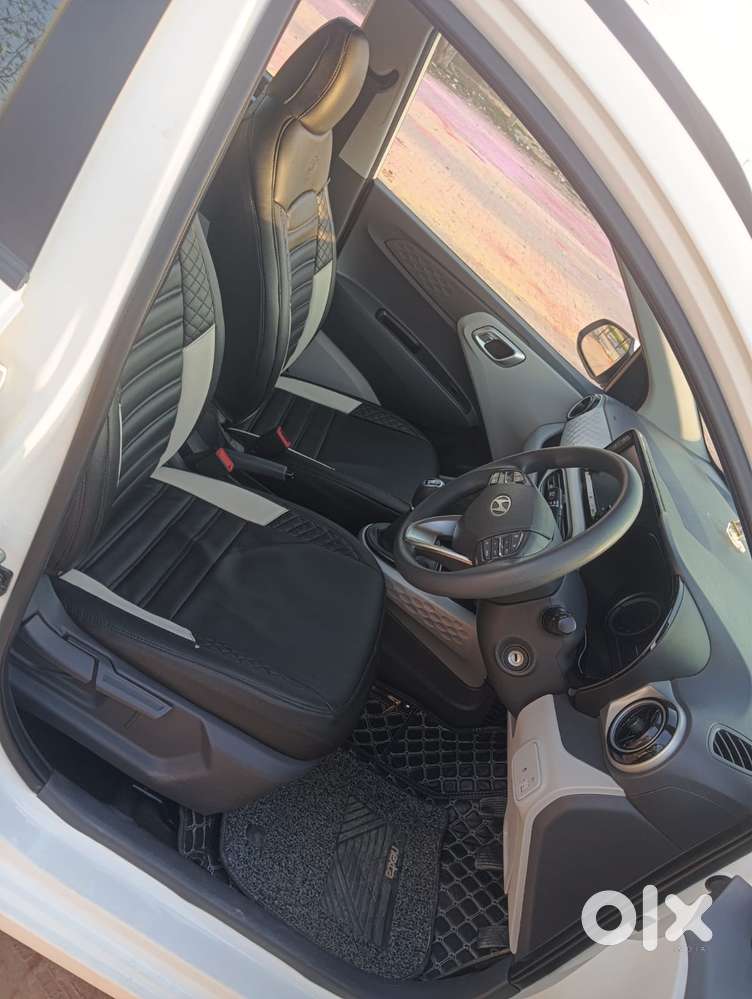 Hyundai Grand I10 Nios Sportz Petrol, 2023, Petrol