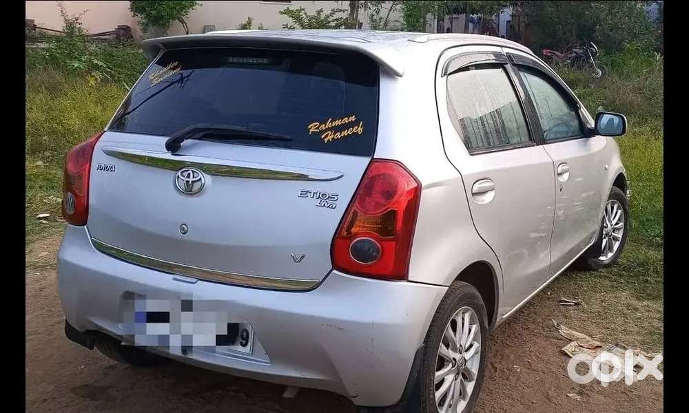 Toyota Etios Liva 2011 Petrol