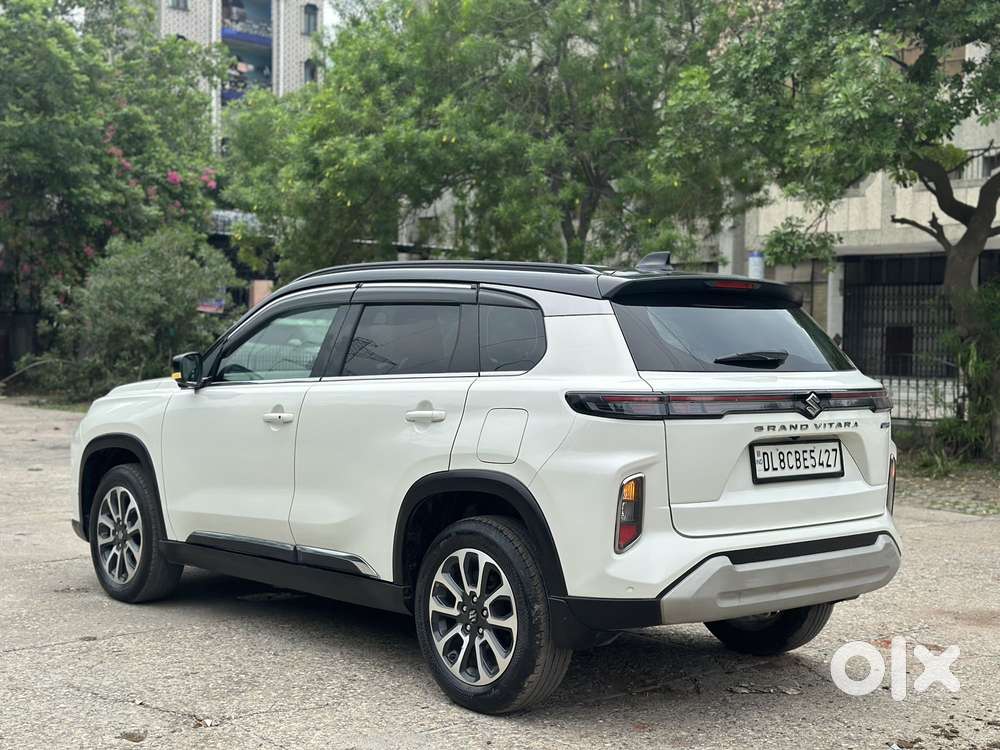 Maruti Suzuki Grand Vitara 1.5 Alpha Smart Hybrid At, 2022, Petrol