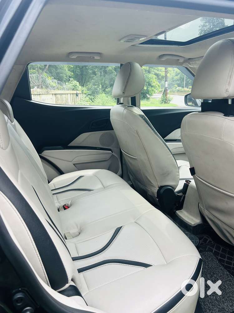Mahindra Xuv300 W6, 2021, Petrol