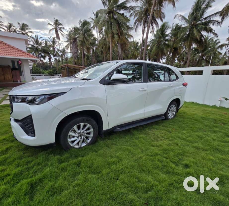 Toyota Innova Hycross 2.0 Gx 7 Str, 2025, Petrol