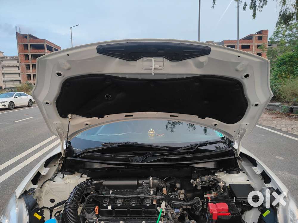Maruti Suzuki Swift Lxi Optional-o, 2023, Petrol