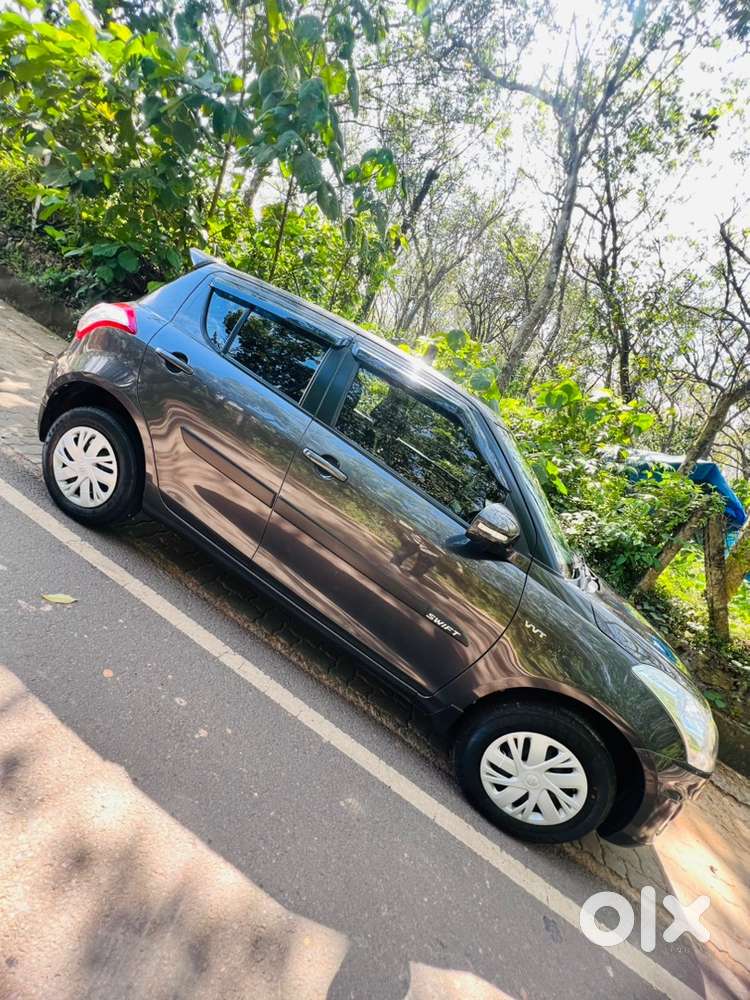 Maruti Swift Vxi Petrol 2016