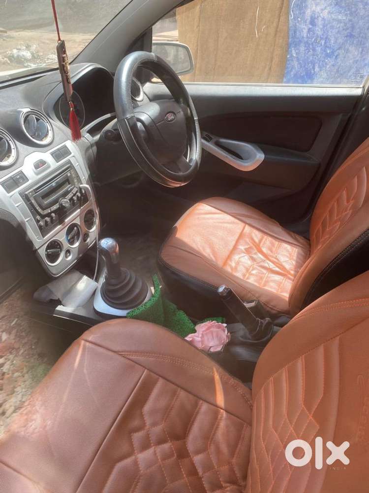 Ford Figo 2011 Petrol 800000 Km Driven