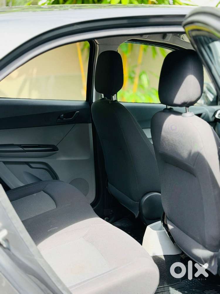 Tata Tiago 1.2 Revotron Xt (o), 2024, Petrol