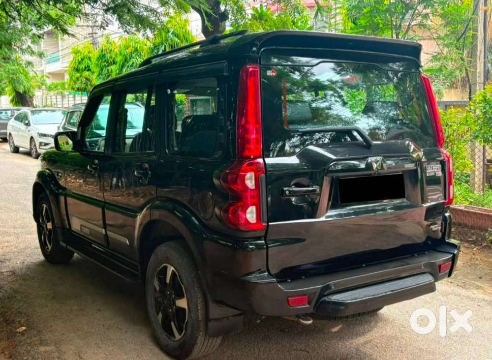 Mahindra Scorpio Classic 2.2 S 11 Mt 7 Str, 2024, Diesel