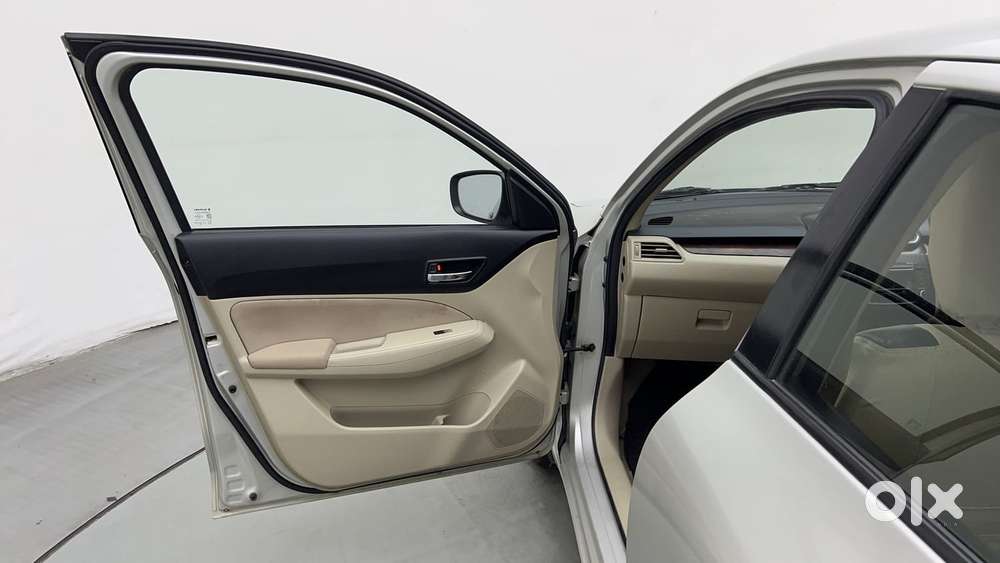 Maruti Suzuki Dzire 1.2 Vxi Amt, 2018, Petrol