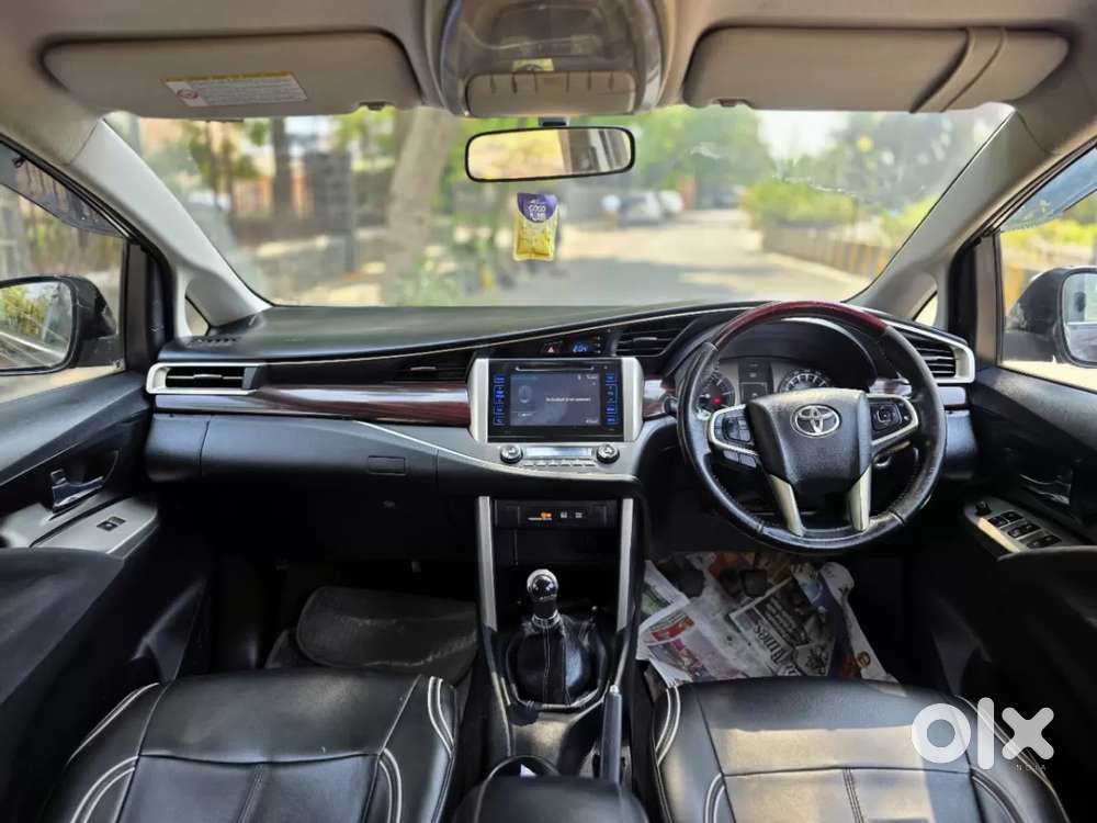 Toyota Innova Crysta [2020-ongoing] 2.4 Vx 7 Str, 2016, Diesel