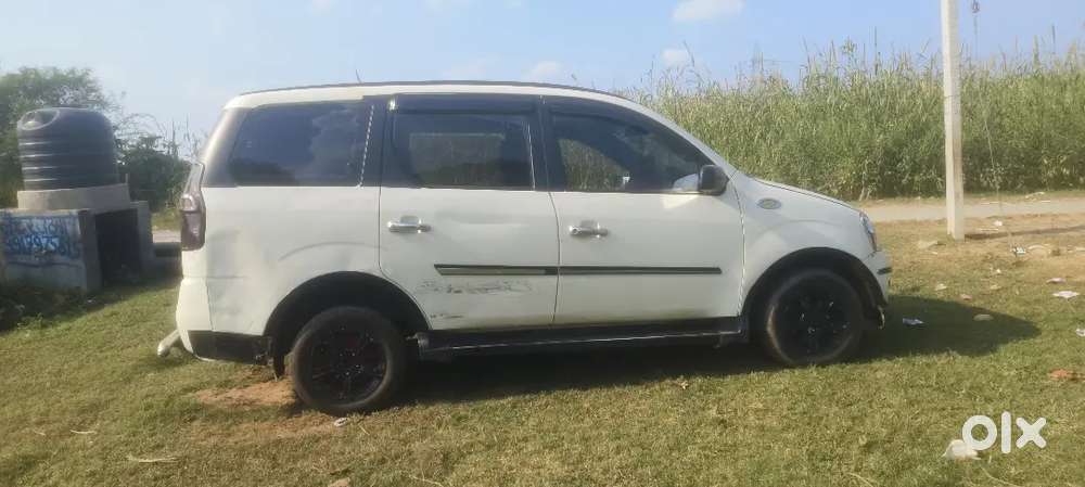 2013 Mahindra Xylo डीज़ल ऑटोमैटिक