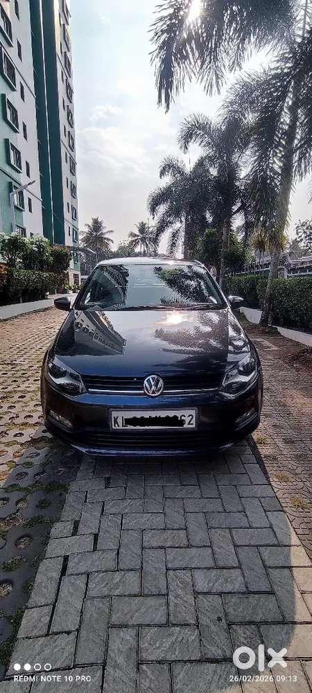 Polo Comfortline Petrol (31800 Kms)