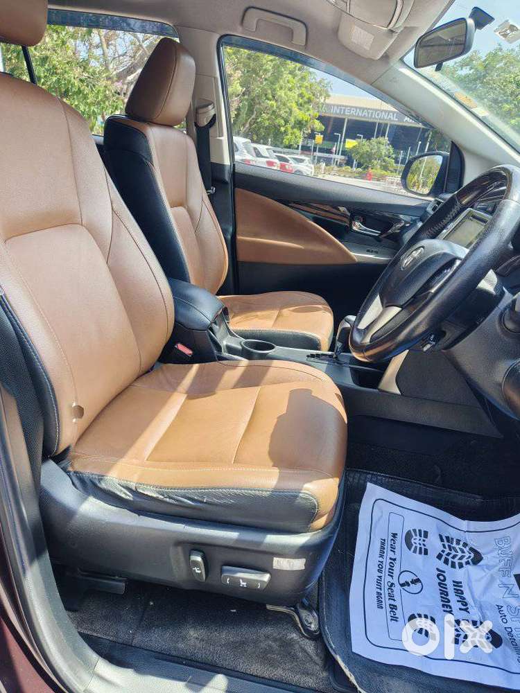 Toyota Innova Crysta 2.8z Automatic, 2017, Diesel