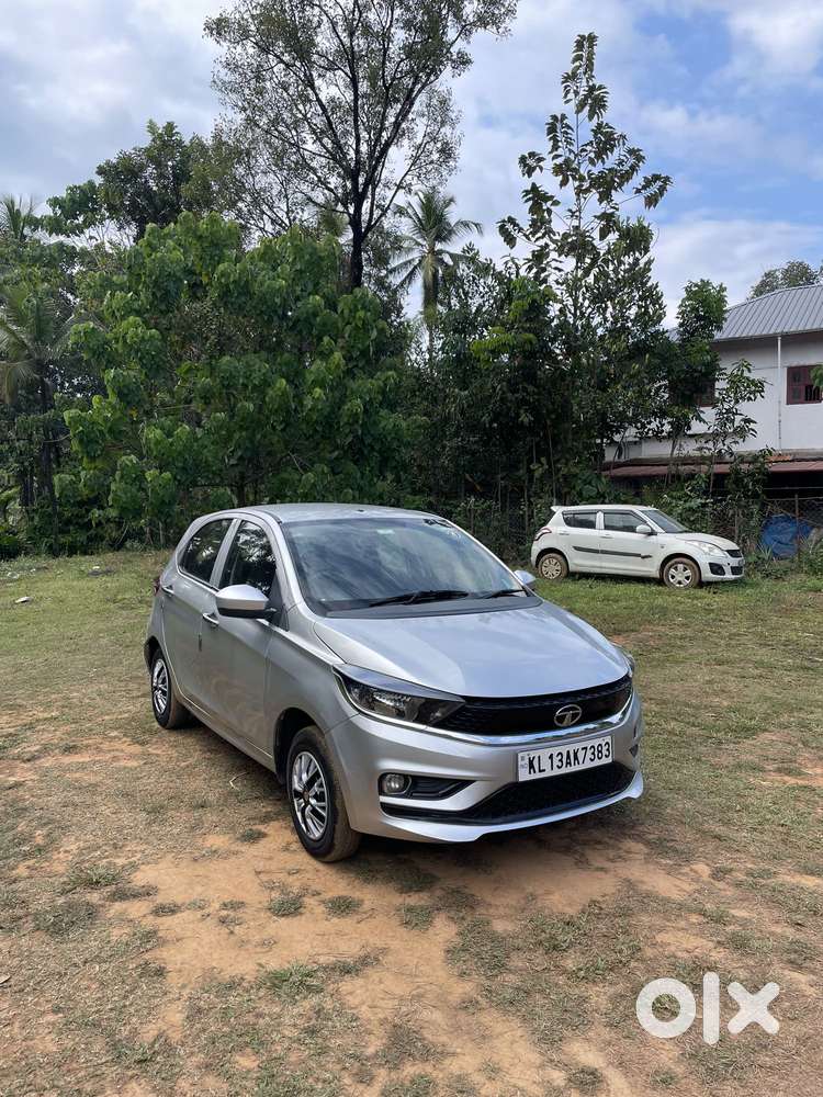 Tata Tiago Xe, 2017, Petrol