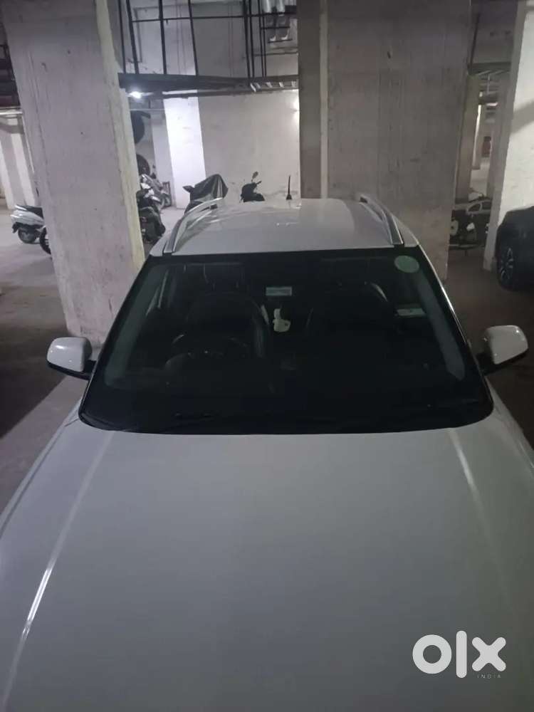 Hyundai Venue Petrol/cng 2020 Model 67000km - 27km/kg Mileage