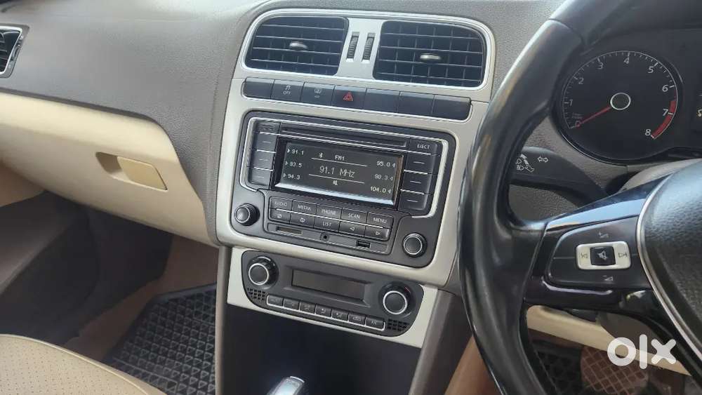 Volkswagen Vento 1.2 Highline Auto 2015 Petrol 86000 Km