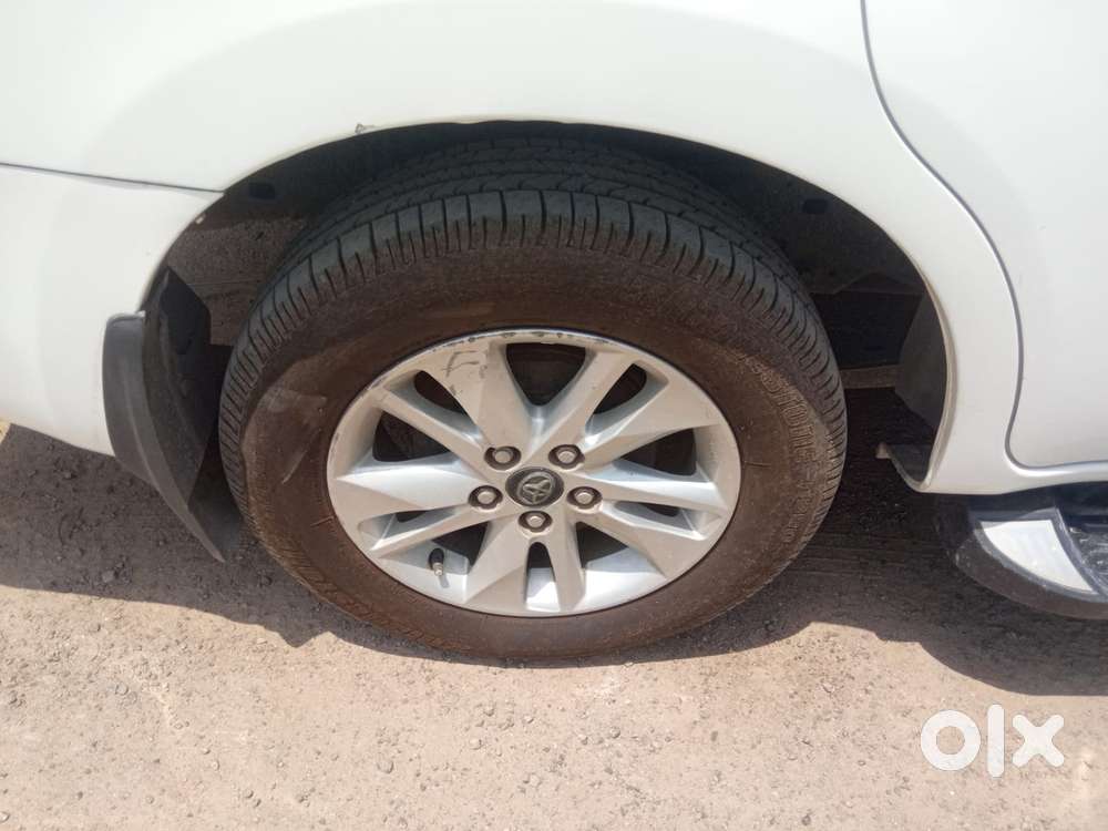 Toyota Innova Crysta 2.4 G Mt 7 Str, 2019, Diesel
