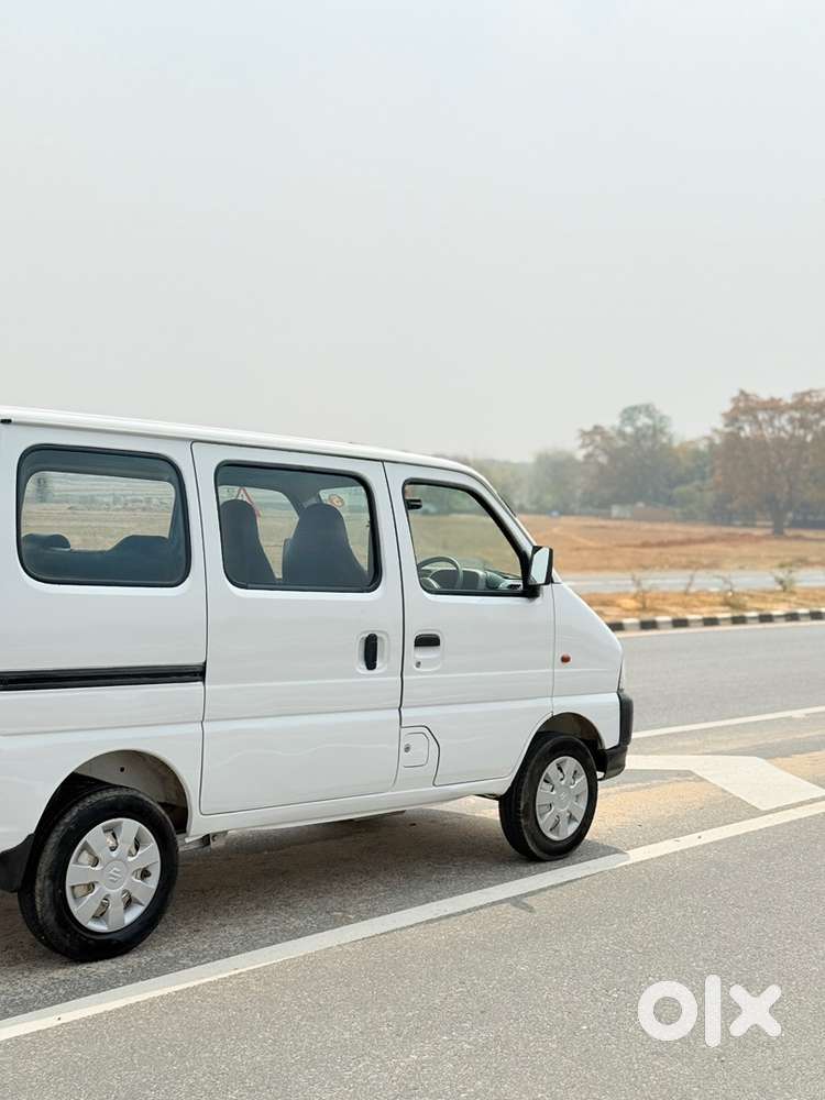 Maruti Suzuki Eeco 2015 Petrol Well Maintained