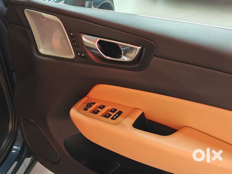 Volvo Xc60 2.0 B5 Ultimate, 2024, Petrol