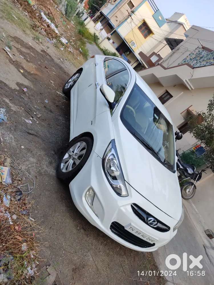 Hyundai Fluidic Verna 2012 Petrol 170000 Km Driven
