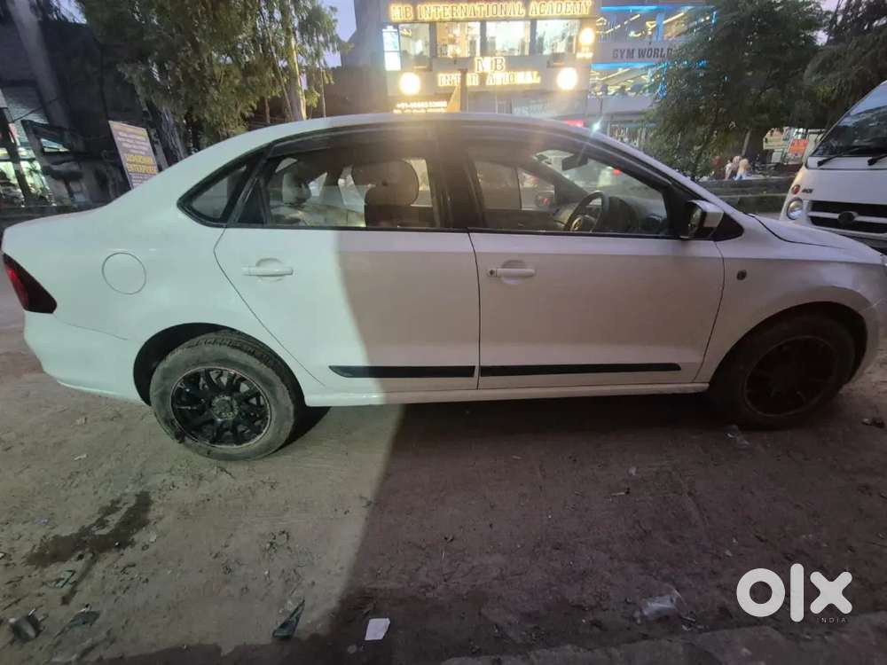 Skoda Rapid 1.6 2014 Automatic