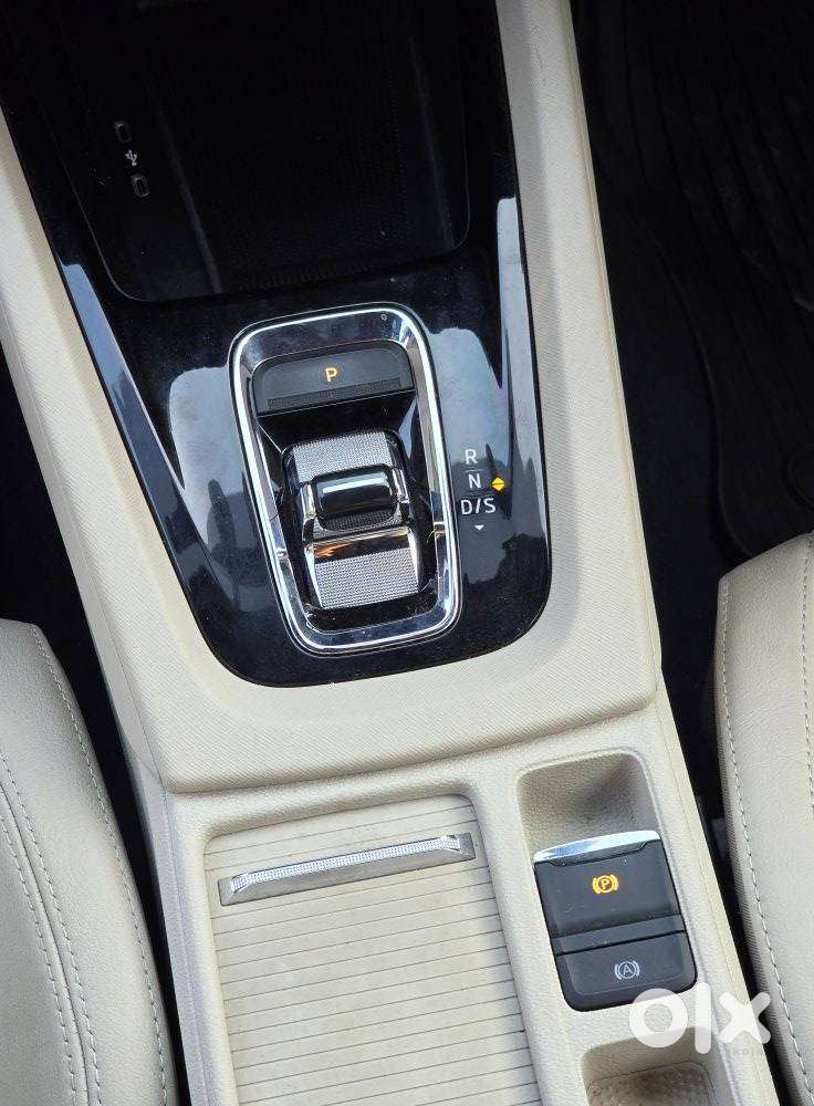 Skoda Octavia 2.0 Style Tsi At, 2021, Petrol