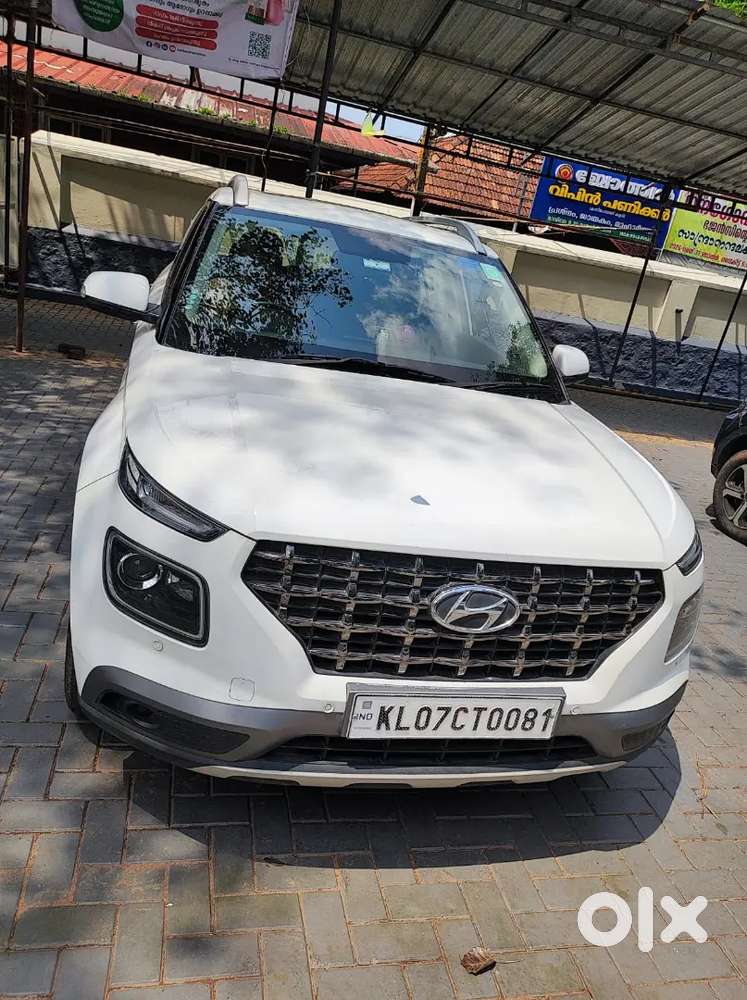 Very Less Used, Good Condition Hyundai Venue For Sale