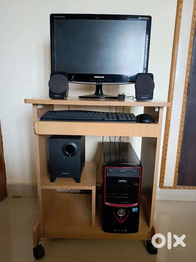 Computer (Desktop) Computers & Laptops 1712399867